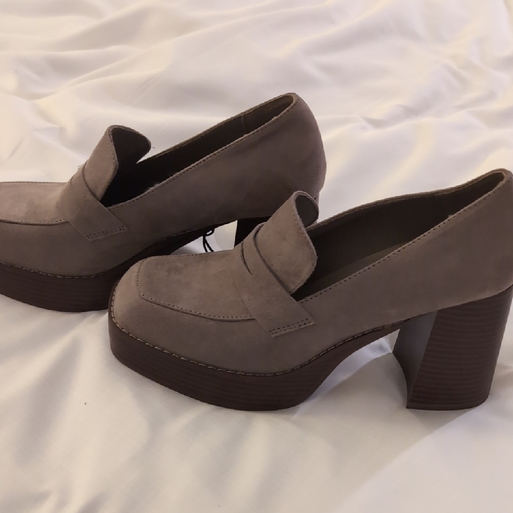 Women's Tan Block Heel Loafers